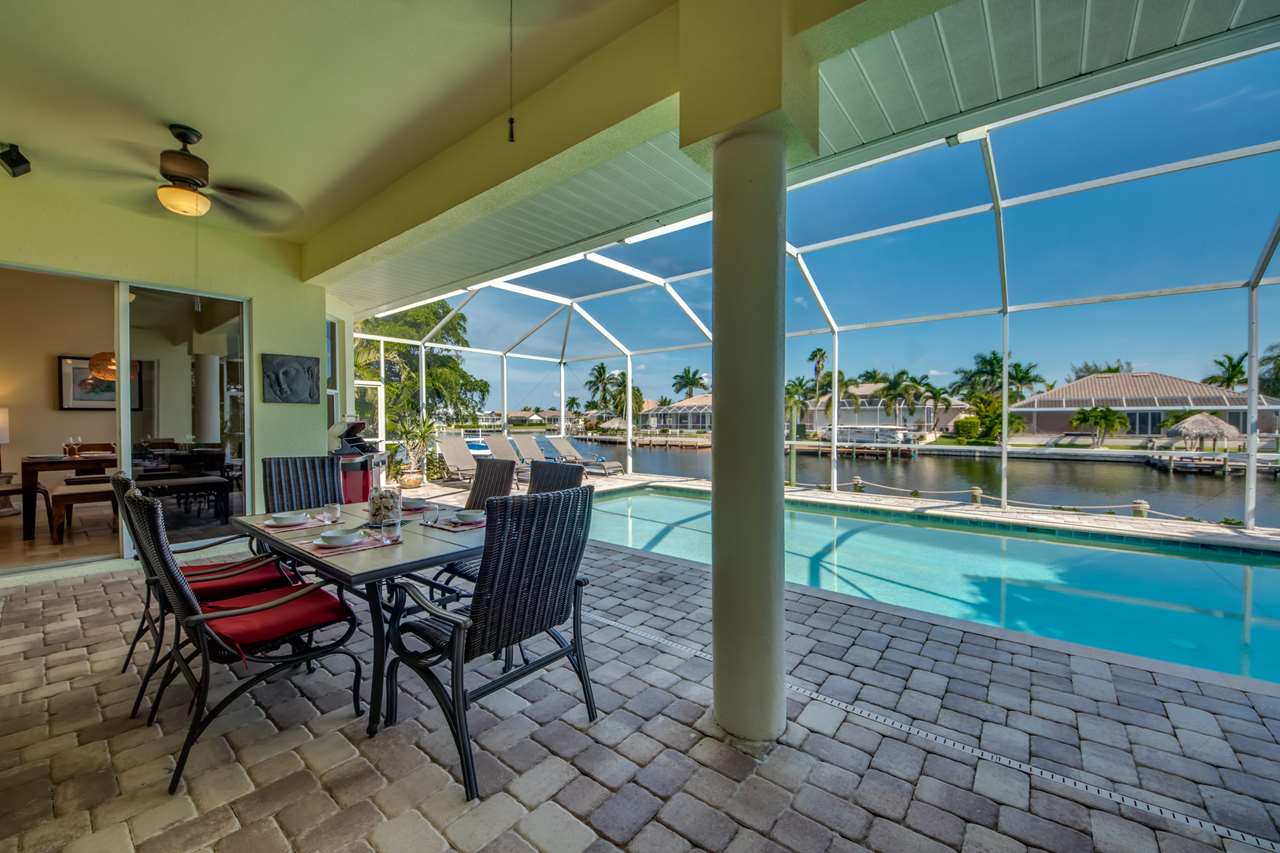 Villa La Favorita – Lanai 1280