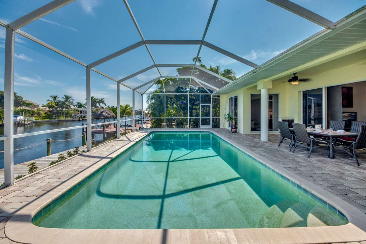 Villa La Favorita – Pool 1280